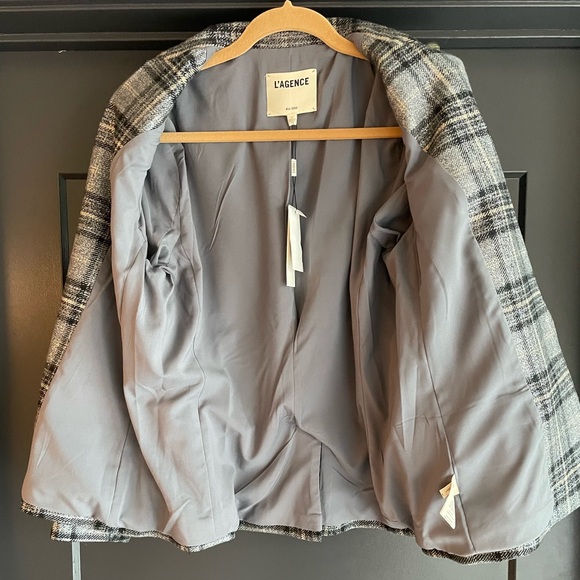 L’Agence Diana Skinny Lapel Blazer, Metallic Gray, Size 10 - Picture 13 of 16